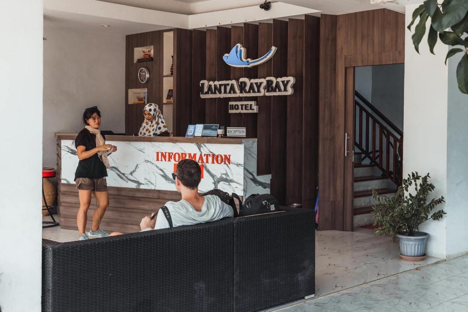 Oyo-866兰塔雷湾酒店 Ko Lanta 外观 照片